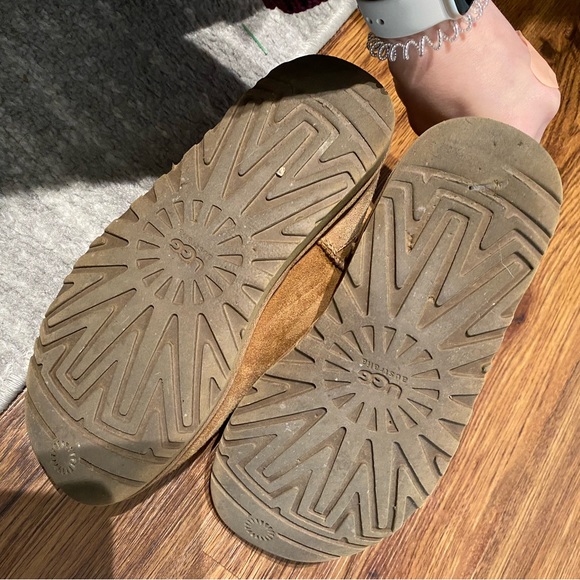 SOLD UGG Mini Kimono Chestnut Suede Boots Size 6 - Picture 3 of 9